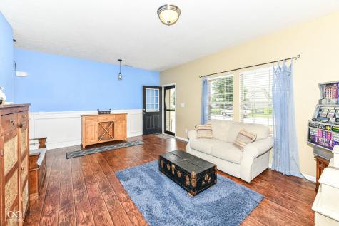 2020 Treving Drive Cicero IN 46034