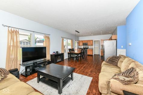 2020 Treving Drive Cicero IN 46034