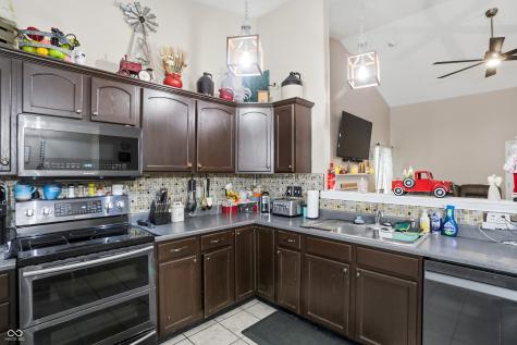 1073 Central Park Boulevard S Greenwood IN 46143