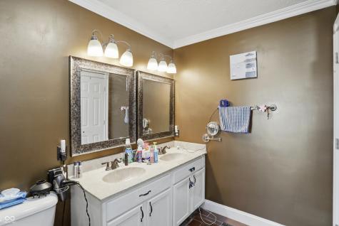 1073 Central Park Boulevard S Greenwood IN 46143