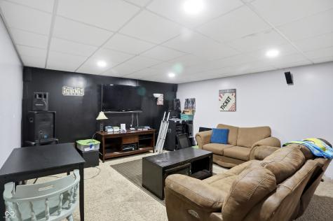 1073 Central Park Boulevard S Greenwood IN 46143