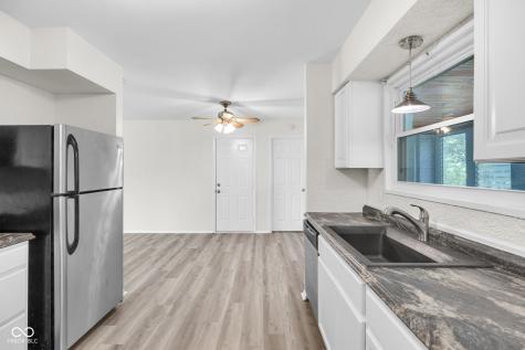 7149 Buick Drive Indianapolis IN 46214