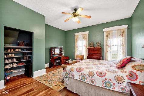 18755 E County Road 750 N Hope IN 47246