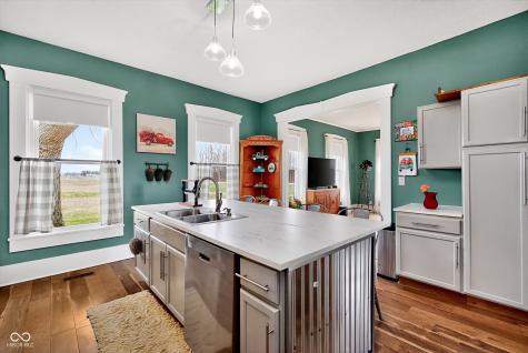 18755 E County Road 750 N Hope IN 47246
