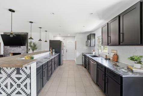 5016 E 65th Street Indianapolis IN 46220