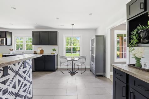 5016 E 65th Street Indianapolis IN 46220