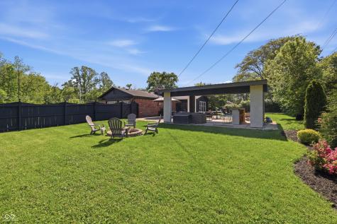 5016 E 65th Street Indianapolis IN 46220
