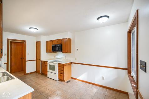 2275 Twinlake Drive Morgantown IN 46160