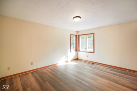 2275 Twinlake Drive Morgantown IN 46160