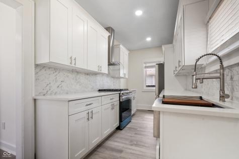 621 N Grant Avenue Indianapolis IN 46201