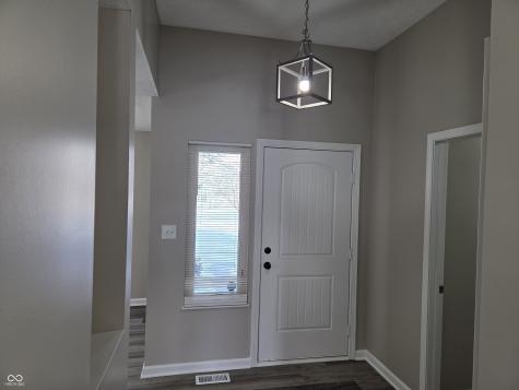 7438 Deville Court Indianapolis IN 46256