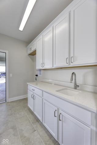 2412 N Keenan Circle Westfield IN 46074