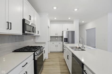 5339 Nettleton Way Avon IN 46123