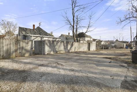 513 S West Street Shelbyville IN 46176