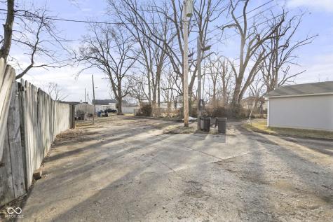 513 S West Street Shelbyville IN 46176