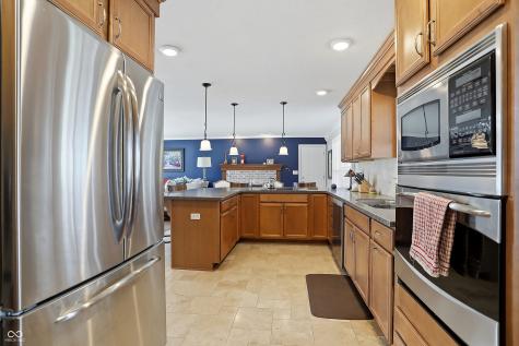 1240 Hillview Drive Franklin IN 46131