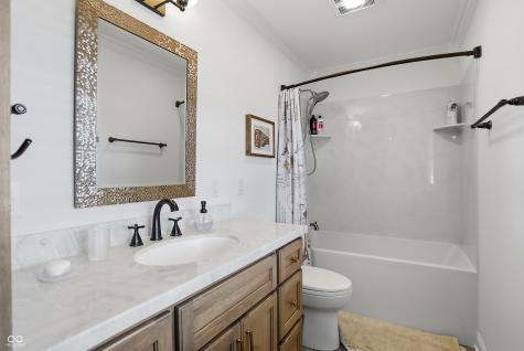 1240 Hillview Drive Franklin IN 46131