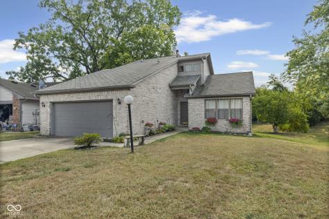 2836 Granada Circle N Indianapolis IN 46222