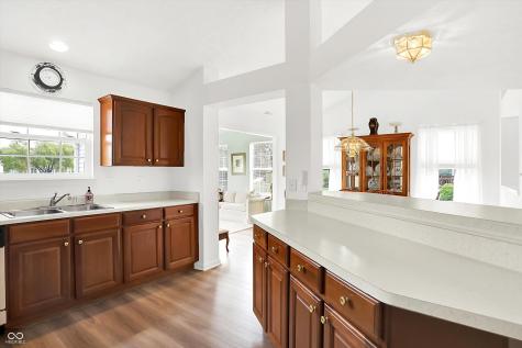 10712 Cardinal Circle Indianapolis IN 46231
