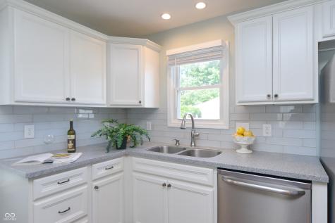 1138 Rosner Drive Indianapolis IN 46224