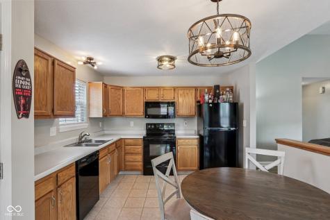 8424 Southern Springs Way Indianapolis IN 46237