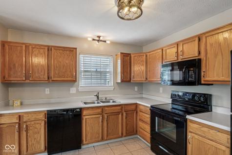 8424 Southern Springs Way Indianapolis IN 46237