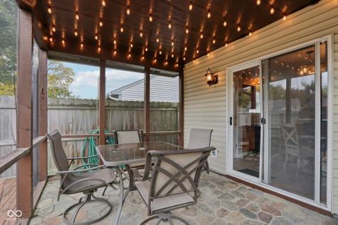 8424 Southern Springs Way Indianapolis IN 46237