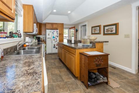 4650 E Shady Lane Mooresville IN 46158