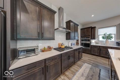 15818 Scher Drive Westfield IN 46074