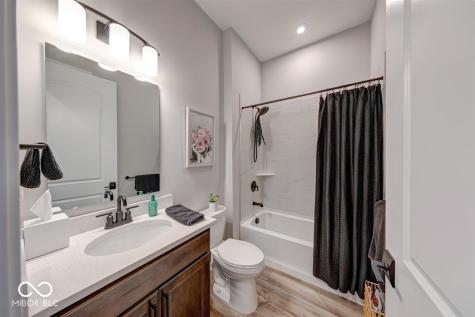 15818 Scher Drive Westfield IN 46074