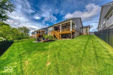 15818 Scher Drive Westfield IN 46074