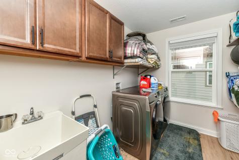 10545 Oak Bend Boulevard Indianapolis IN 46239