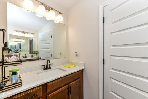 10545 Oak Bend Boulevard Indianapolis IN 46239