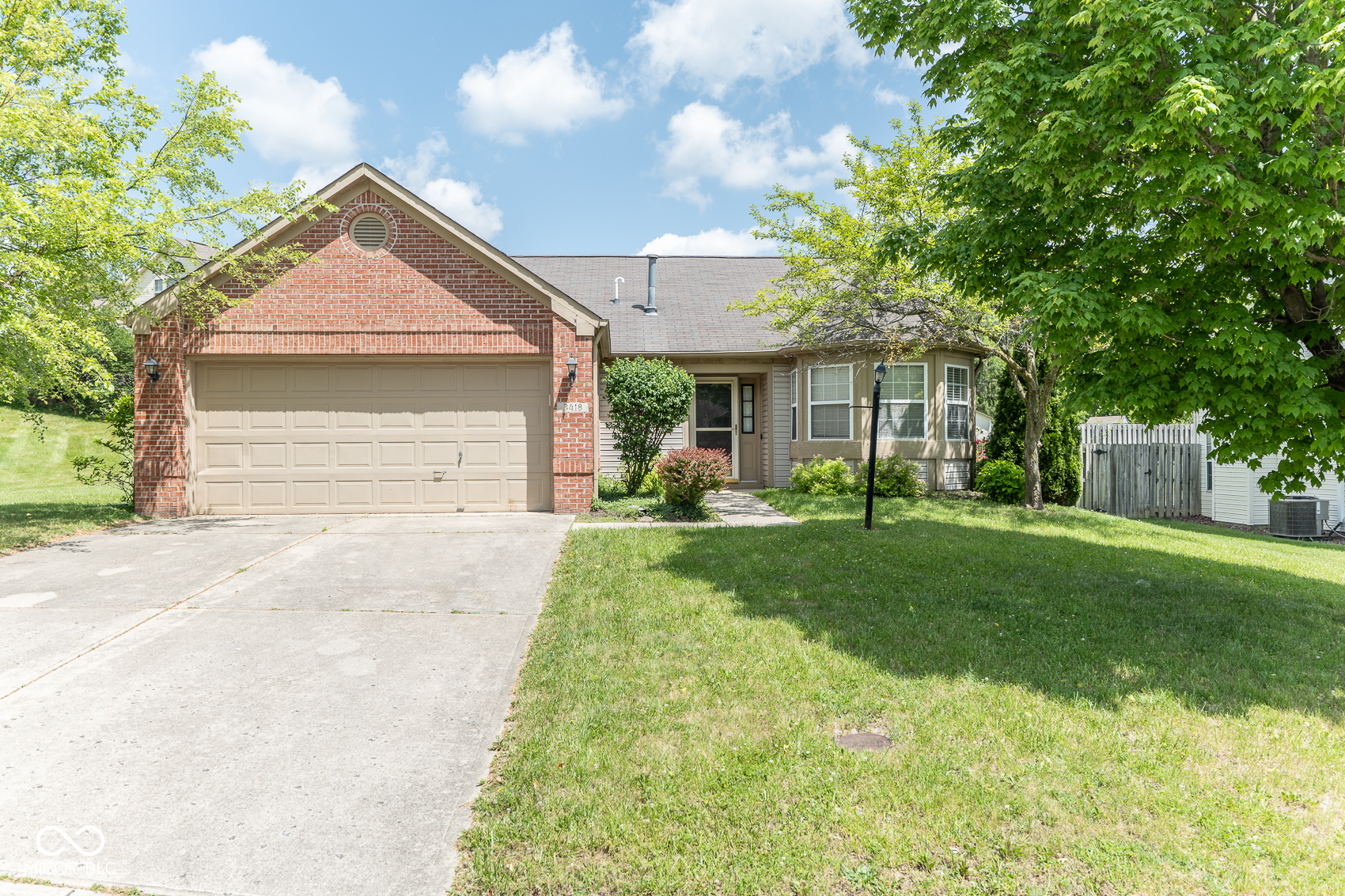 3418 Periwinkle Way Indianapolis IN 46220