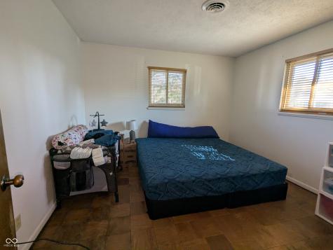 619 Memorial Drive Beech Grove IN 46107