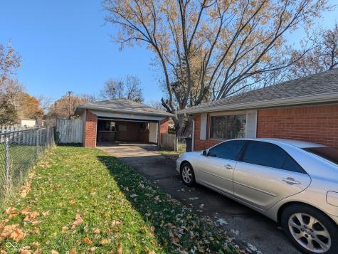 619 Memorial Drive Beech Grove IN 46107