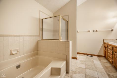 7731 Kenetta Court Fishers IN 46038