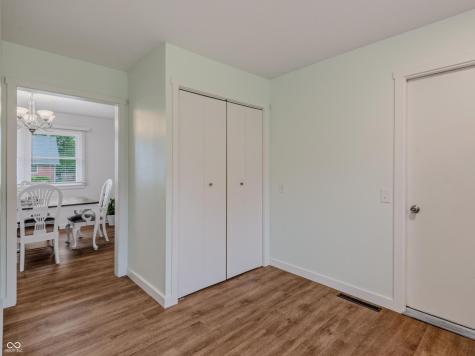3232 Fairlawn Drive Columbus IN 47203