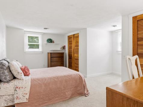 3232 Fairlawn Drive Columbus IN 47203