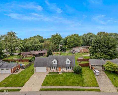3232 Fairlawn Drive Columbus IN 47203