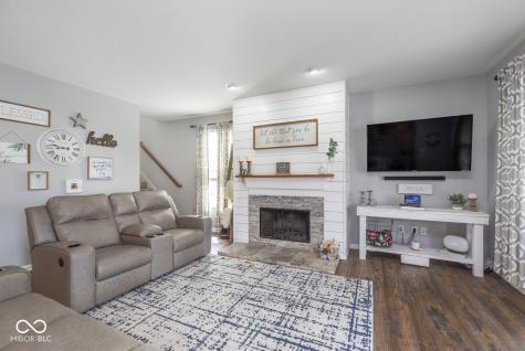1458 Longleaf Street Avon IN 46123