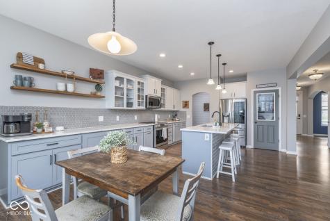 1458 Longleaf Street Avon IN 46123