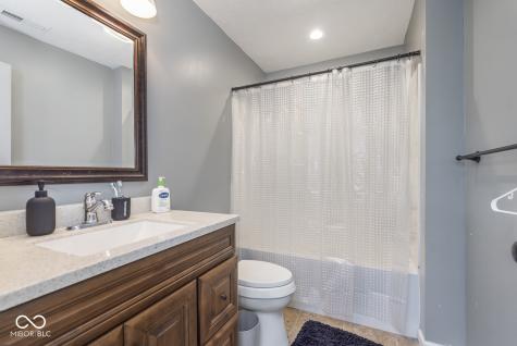 1458 Longleaf Street Avon IN 46123