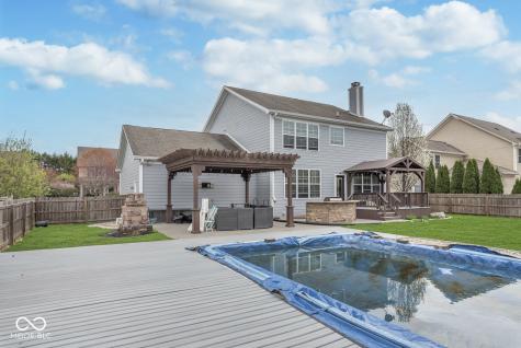 1458 Longleaf Street Avon IN 46123