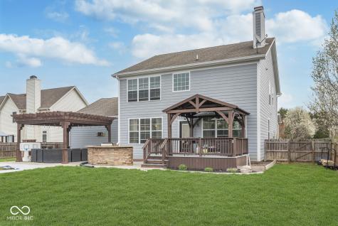 1458 Longleaf Street Avon IN 46123