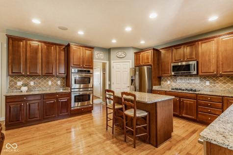 13139 Dumbarton Street Carmel IN 46032