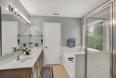 14057 Royalwood Drive Fishers IN 46037
