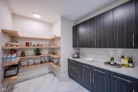 8703 Gordonshire Drive Indianapolis IN 46278