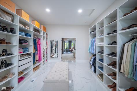 8703 Gordonshire Drive Indianapolis IN 46278