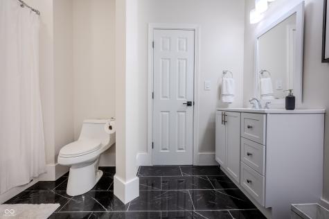 8703 Gordonshire Drive Indianapolis IN 46278